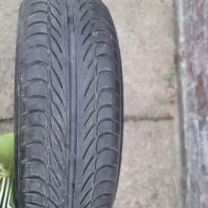 Tyre like new - Image 7