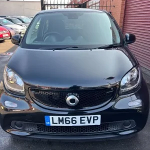 Smart Forfour 1.0 Passion 5-door petrol with free road tax - Image 2