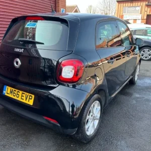 Smart Forfour 1.0 Passion 5-door petrol with free road tax - Image 5