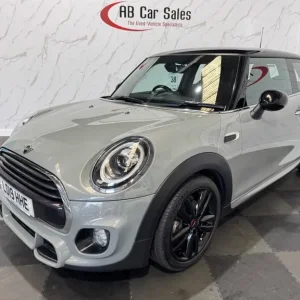 2019 MINI Hatch 1.5 Cooper Sport Euro 6 (s/s) 3dr HATCHBACK Petrol Manual - Image 6