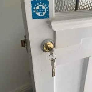 Mobile locksmith service for Domestic and Auto - Image 3