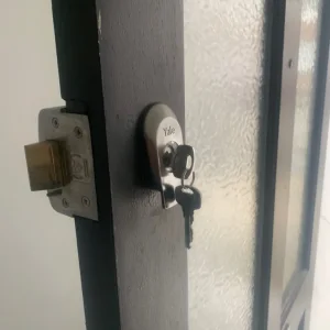 Mobile locksmith service for Domestic and Auto - Image 7