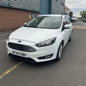 2015 Ford Focus 1.0T EcoBoost Titanium Euro 6 5-door hatchback petrol manual - Image 3