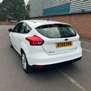 2015 Ford Focus 1.0T EcoBoost Titanium Euro 6 5-door hatchback petrol manual - Image 4
