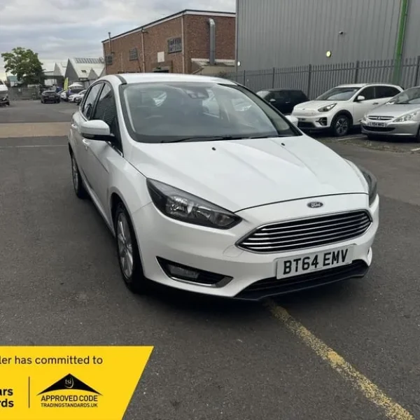 2015 Ford Focus 1.0T EcoBoost Titanium Euro 6 5-door hatchback petrol manual