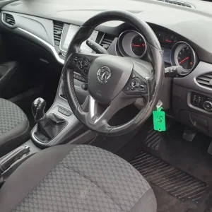2016 Vauxhall Astra 1.6 CDTi 16V Tech Line 5dr Hatchback Diesel Manual - Image 7