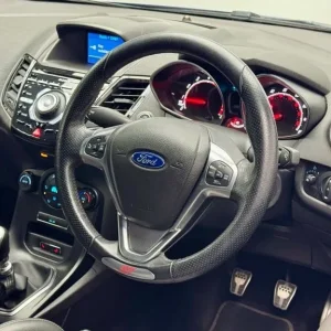 2017 Ford Fiesta 1.6T EcoBoost ST-3 Hatchback 3dr Petrol Manual Euro 6 (182 ps) Hatchback Petrol ... - Image 8