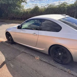 BMW 3 Series Coupe 2011 320d - Image 8