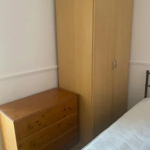 Double Room to Rent - Image 3