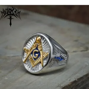 Mens Masonic Style Ring Size 9 - Image 2