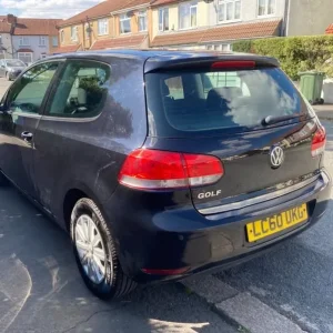 Volkswagen Golf 2010 1.4L Manual Hatchback 3 Doors - Image 3