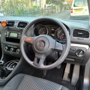 Volkswagen Golf 2010 1.4L Manual Hatchback 3 Doors - Image 6