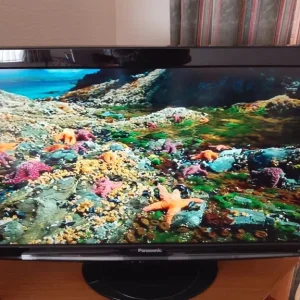 Panasonic LCD TV TX-L37S10B