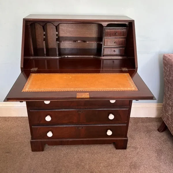 Vintage Wooden Bureau 4 Drawers with Key