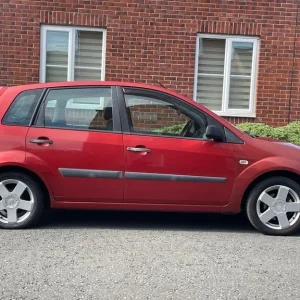 Ford Fiesta 2005 1.2L 5-door hatchback - Image 4