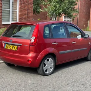 Ford Fiesta 2005 1.2L 5-door hatchback - Image 5