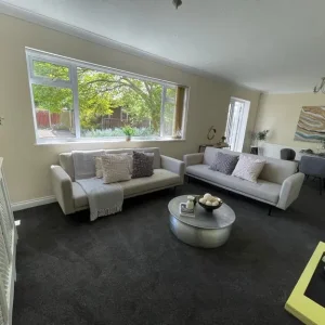 4 bedroom detached house with rugby station nearby