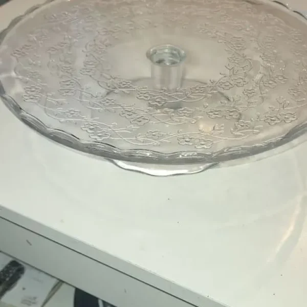 Large cake stand