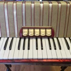 HOHNER CONCERTO IV PIANO ACCORDION - Image 2
