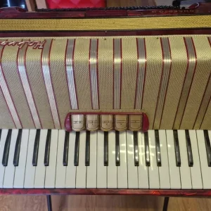 HOHNER CONCERTO IV PIANO ACCORDION