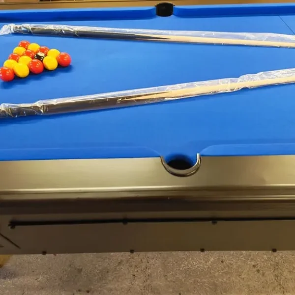 Pool Table (7x4ft)