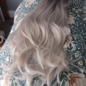 4 stunning wigs - Image 3