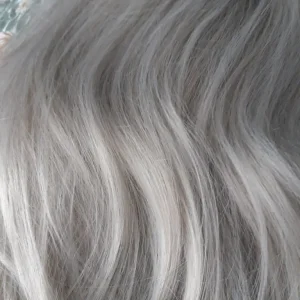 4 stunning wigs - Image 7