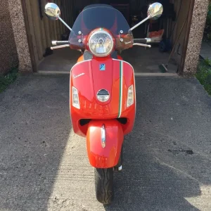 Vespa GTS 250 - Image 2