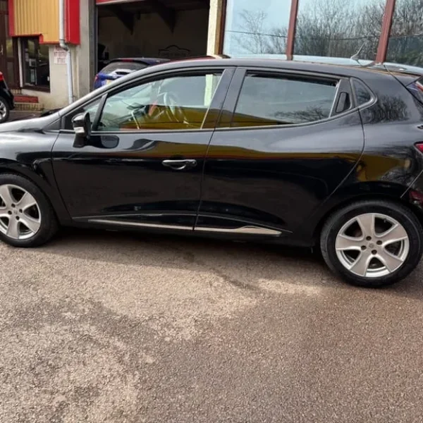 2015 Renault Clio DYNAMIQUE NAV DCI ECO Hatchback Diesel Manual