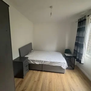 Single Room Available