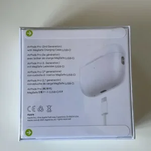 AirPods Pro 2nd gen with MagSafe case (USB-C) - Image 5