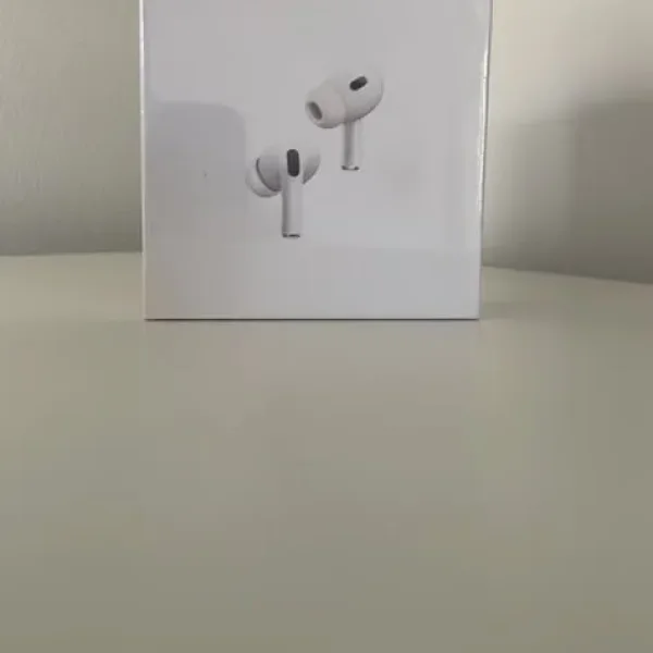 AirPods Pro 2nd gen with MagSafe case (USB-C)