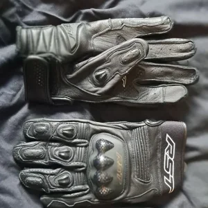 RST motorcycle gloves