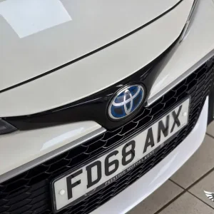 2019 Toyota Corolla 1.8L Hybrid Hatchback - Image 6