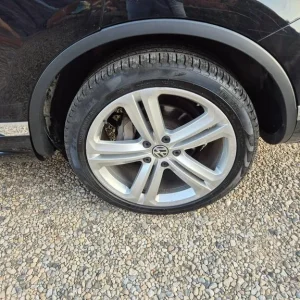 2017 Volkswagen Touareg 3.0 V6 TDI R-Line Plus Estate - Image 5