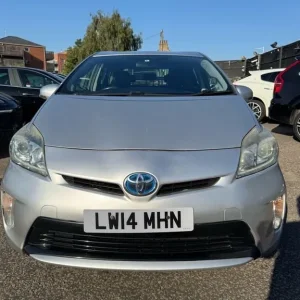 2019 Toyota Prius 1.8 Hybrid 5-door hatchback - Image 3