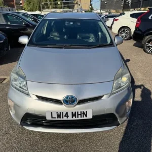 2019 Toyota Prius 1.8 Hybrid 5-door hatchback - Image 4