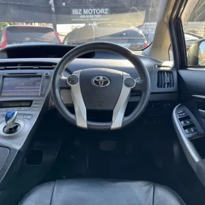 2019 Toyota Prius 1.8 Hybrid 5-door hatchback - Image 7