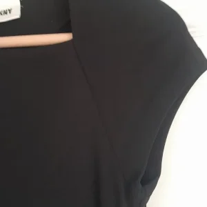 DKNY Designer dress - Image 4