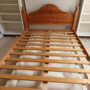 Pine bed frame - Image 2