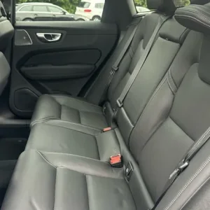 2025 Volvo XC60 Black Edition Ultra, B5 AWD Mild Hybrid - Image 6