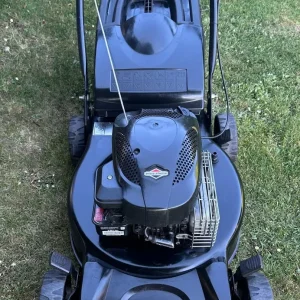 McCulloch Briggs & Stratton 18” lawnmower - Image 4