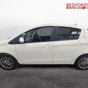 2016 Toyota Yaris 1.4 D-4D Icon Hatchback 5dr Diesel Manual - Image 8