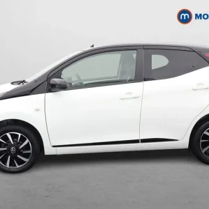 2021 Toyota Aygo 1.0 VVT-i X-Trend 5-door Hatchback - Image 4