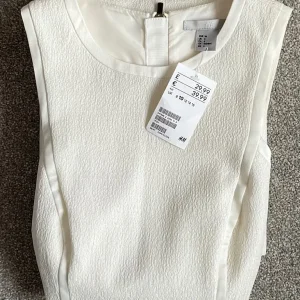 Cream Evening Party Dress From Zara Size 10 Back Zip - Image 7
