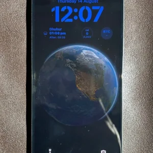 iPhone 16 Plus