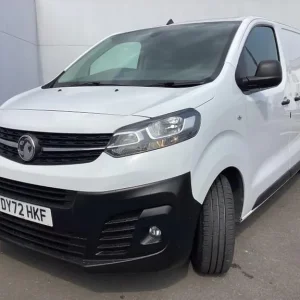 2022 Vauxhall Vivaro 1.5 Turbo D 2900 Dynamic Panel Van - Image 8
