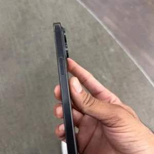 iPhone 15 Pro Max - Image 4
