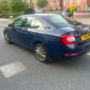 Skoda Octavia Hatchback 2016 1.6 Diesel Semi-Auto - Image 5