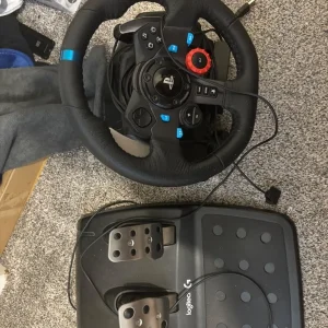 logitech g29 wheel and pedals